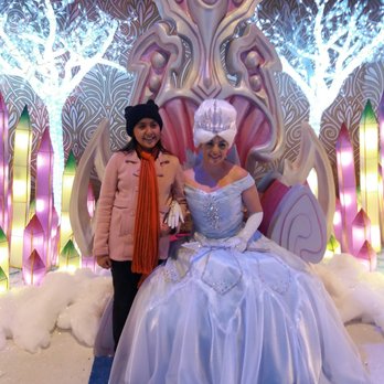 The Queen Mary's CHILL - At the end of the maze there is an Ice Princess. They allowed me one picture!! - Festivals Near Me - Long Beach, California