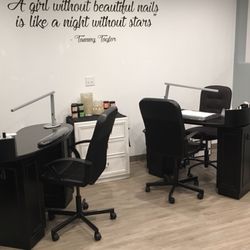 Pinetree Wellness Center And Spa - Manicure area