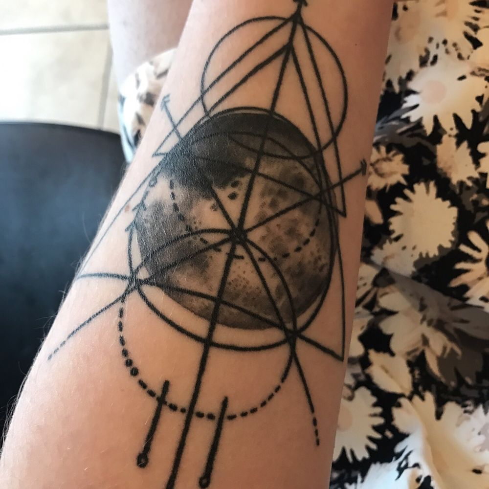 Tsunami Tattoo - #tattoosbyNate - Tattoo Near Me - Tacoma, Washington