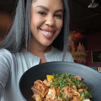 MaKiin - Drunken noodles - Thai Near Me - Houston, Texas MaKiin - Drunken noodles - Thai Near Me - Houston, Texas