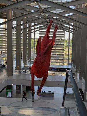 Sacramento International Airport by null