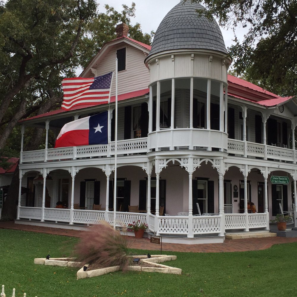 Gruene Historic District - Gruene Mansion Inn - Historical Tours Near Me - New Braunfels, Texas Gruene Historic District - Gruene Mansion Inn - Historical Tours Near Me - New Braunfels, Texas