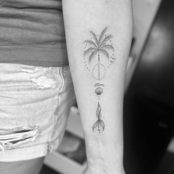 Lunar Ink - Tattoo Near Me