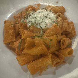 Spicy Rigatoni Alla Vodka