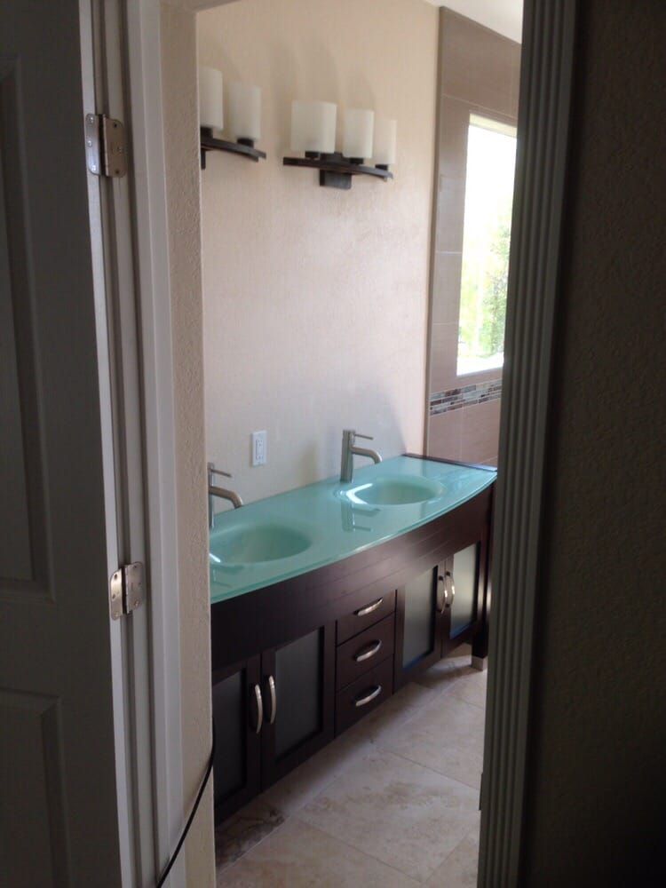 Slide of Steve Dinnen Services