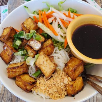 Pho Bowl - Vermicelli bowl with tofu - Vietnamese Near Me - Laveen Village, Arizona Pho Bowl - Vermicelli bowl with tofu - Vietnamese Near Me - Laveen Village, Arizona