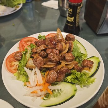Huong Xuan - Bo Luc Lac/Bò Lúc Lắc. $20.50. Go to other spots for this dish - Vietnamese Near Me - Jackson Heights, New York