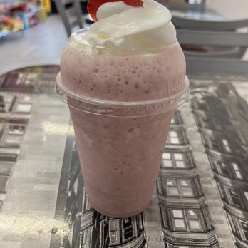 Snack Zone - Banana strawberry smoothie - Mexican Near Me - Rosamond, California Snack Zone - Banana strawberry smoothie - Mexican Near Me - Rosamond, California
