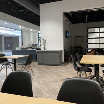 Netcast Coffee - tables and chairs in a coffee shop - Coffee & Tea Near Me - Danvers, Massachusetts