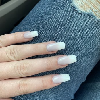 Spa Elements - Bosa nova and white ombré - Day Spas Near Me - Weston, Florida