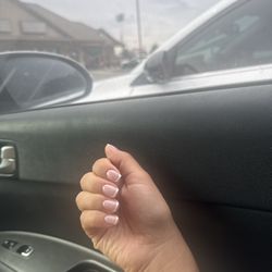 Paradise Nails & Spa - Shellac nails
