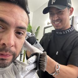 The Barbers Den