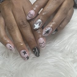 Party Nails and Spa