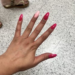 Gina’s Nail Spa