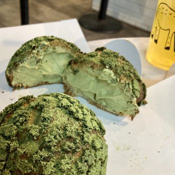Bibble & Sip - Matcha Cream Puff - Coffee & Tea Near Me - New York, New York