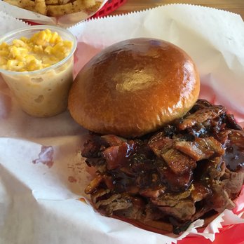Jazzy B's - Brisket sandwich and garlic cheesy corn - Food Trucks Near Me - Lee's Summit, Missouri