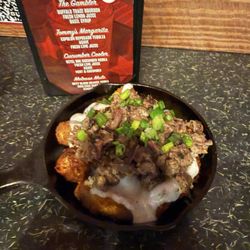 Ole Red Nashville Airport - Brisket tots with white gravy