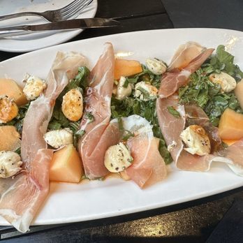 Brunos Italian Kitchen - Salad - Italian Near Me - Brea, California Brunos Italian Kitchen - Salad - Italian Near Me - Brea, California