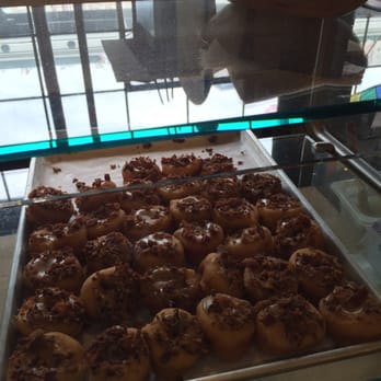 Daily Dozen Doughnut - Maple Bacon Doughnuts - Bakeries Near Me - Seattle, Washington
