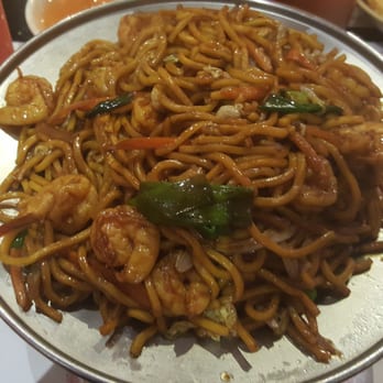 Lee's Restaurant - Shrimp lo mein - Chinese Near Me - Brooklyn, New York