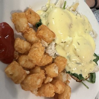 Mangrove Mike's - Eggs Benedict - Mangrove Oscar. This was real crab meat.. - Breakfast & Brunch Near Me - Islamorada, Florida Mangrove Mike's - Eggs Benedict - Mangrove Oscar. This was real crab meat.. - Breakfast & Brunch Near Me - Islamorada, Florida