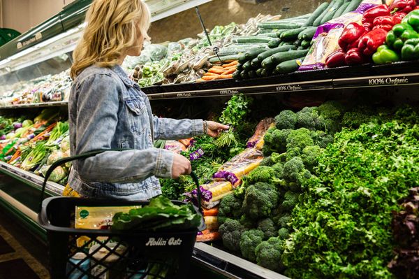 Rollin' Oats Market by null