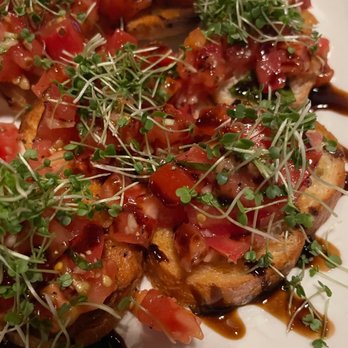 MA'S Italian Kitchen - BRUSCHETTA - Italian Near Me - Burbank, California
