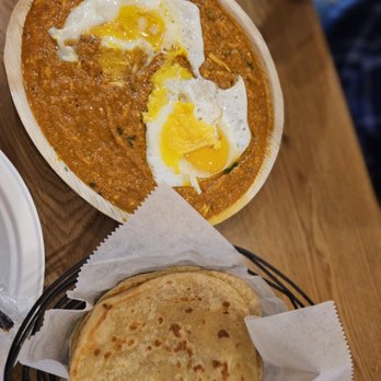 Eggholic - Indian Street Food - a plate of food - Indian Near Me - Schaumburg, Illinois