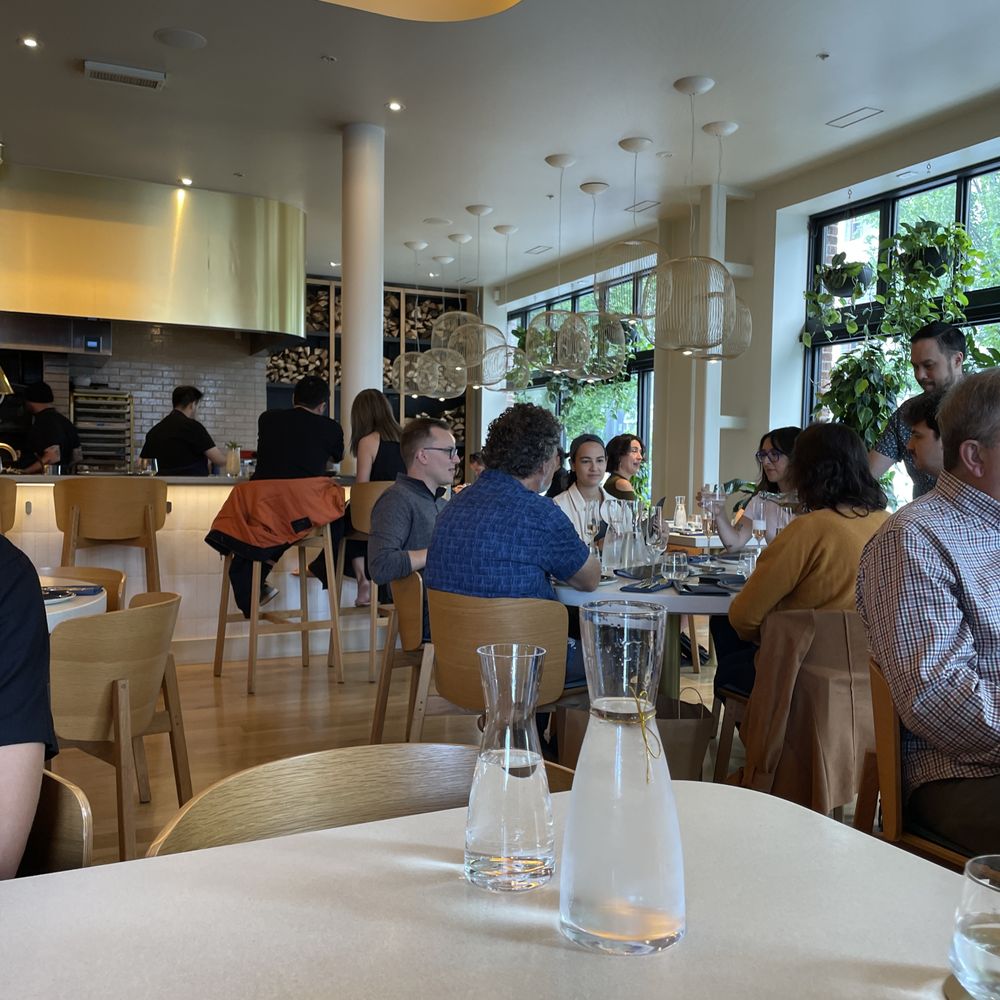 kann - Dining room right - Caribbean Near Me - Portland, Oregon