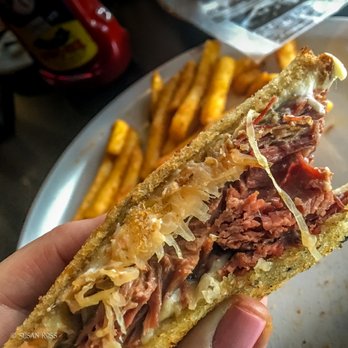 Murphy's Pubhouse South - A classic reuben - Irish Pub Near Me - Indianapolis, Indiana Murphy's Pubhouse South - A classic reuben - Irish Pub Near Me - Indianapolis, Indiana