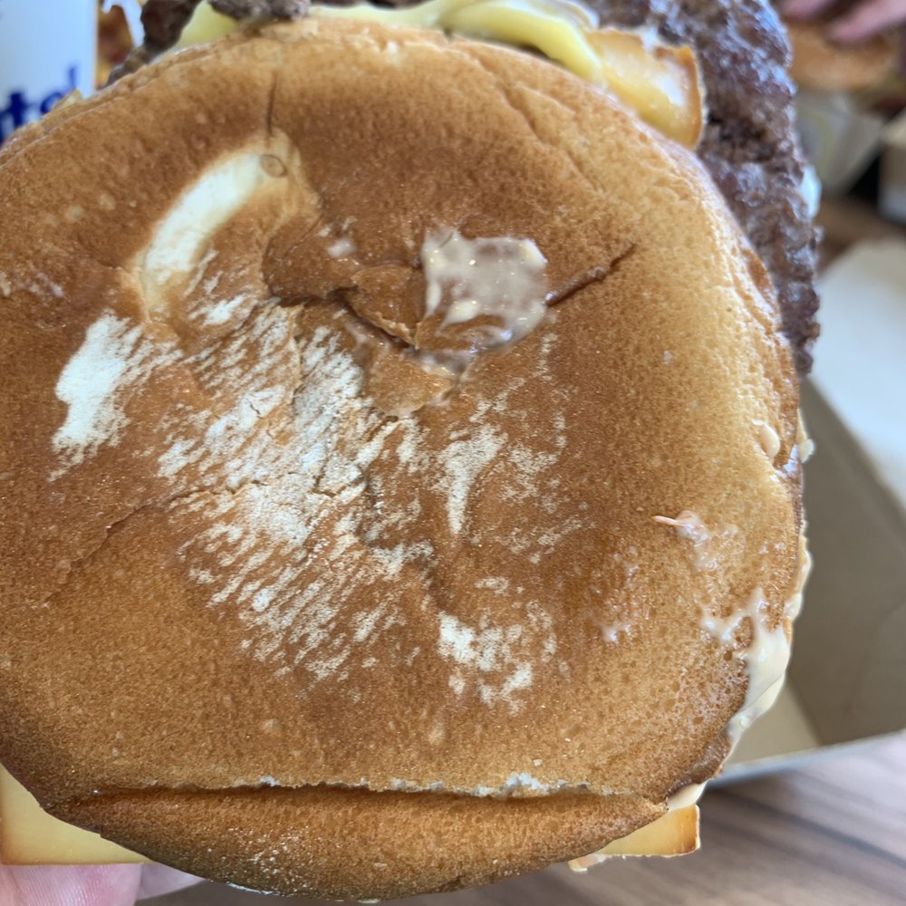 McDonald's - Meat flying off the bun, sloppiness - Burgers Near Me - Nicholasville, Kentucky McDonald's - Meat flying off the bun, sloppiness - Burgers Near Me - Nicholasville, Kentucky
