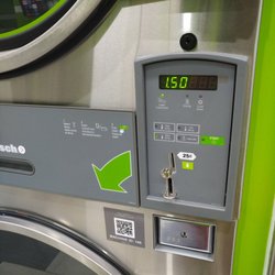 VM Washateria - Dryer price is 1.25 for small 2.00 for the largest one