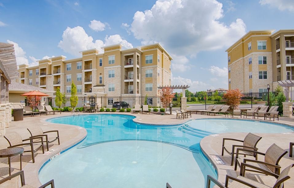 RESIDENCES AT PRAIRIEFIRE Updated August 2024 93 Photos & 39