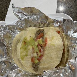 Carne asade taco)