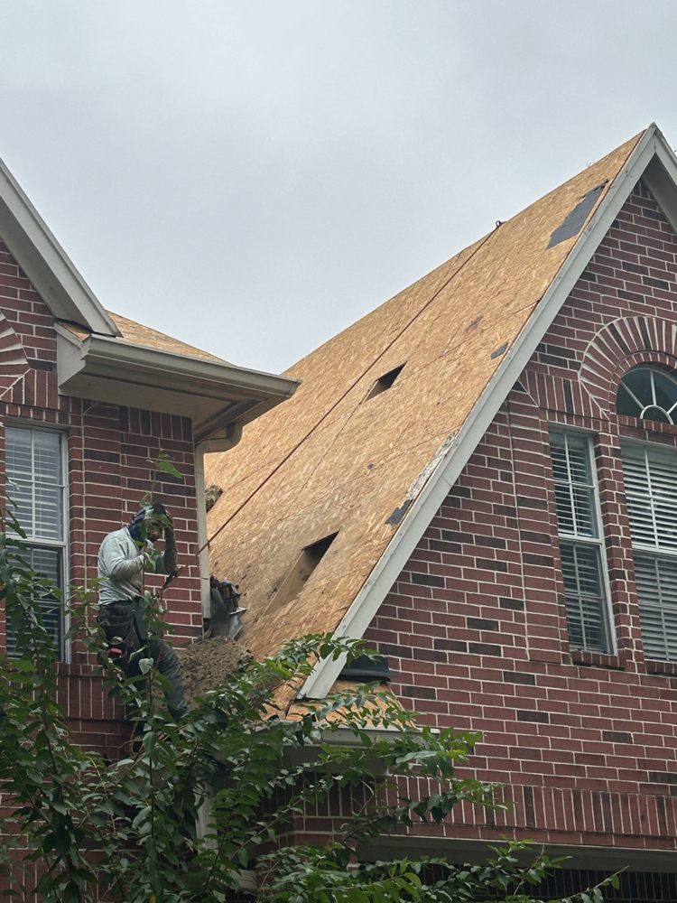 Slide of Pinehurst Roofing-Spring