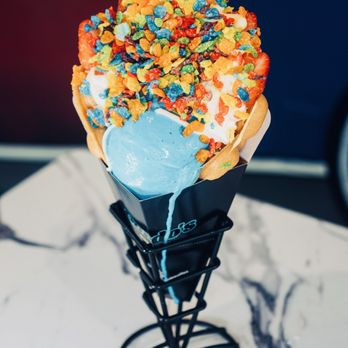 Gordo’s Bubble Waffles Marquette - Desserts Near Me - Milwaukee, Wisconsin Gordo’s Bubble Waffles Marquette - Desserts Near Me - Milwaukee, Wisconsin