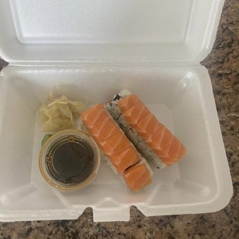 GoBistro - Smaller Supernova Roll - Sushi Bars Near Me - Hollywood, Florida