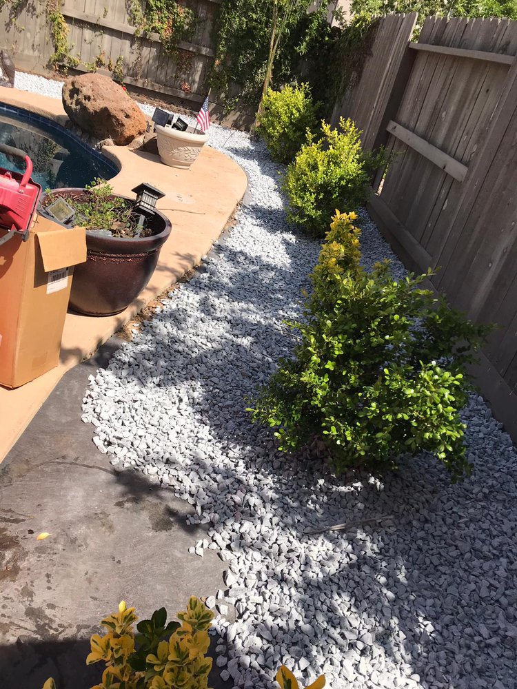 Slide of Reynoso Roofing and Fencing