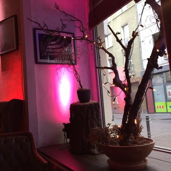 Cafe Klein Berlin - Gemütlich hier - Cafes Near Me - Cologne, NW