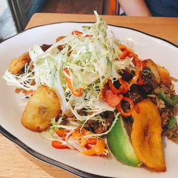 Doce Provisions - Masa De Puerco Chino - New American Near Me - Miami, Florida