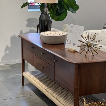 Ciao Los Angeles - Staged in West elm - Candle Stores Near Me - Los Angeles, California Ciao Los Angeles - Staged in West elm - Candle Stores Near Me - Los Angeles, California