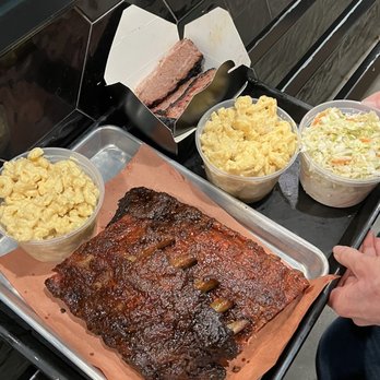 Bear's Smokehouse - Mac and cheese, coleslaw, brisket, Baby Back Ribs - Barbeque Near Me - New Haven, Connecticut Bear's Smokehouse - Mac and cheese, coleslaw, brisket, Baby Back Ribs - Barbeque Near Me - New Haven, Connecticut