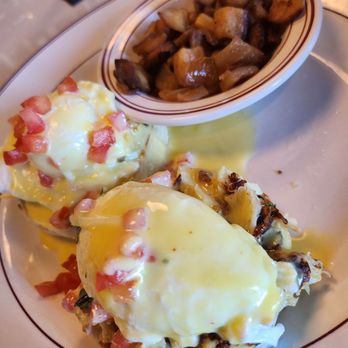 Char Restaurant - Crab cake benedict w/ breakfast potatoes - Steakhouses Near Me - Nashville, Tennessee