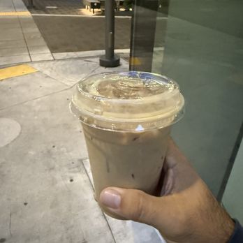 Roseline Coffee - Coffee & Tea Near Me - Portland, Oregon