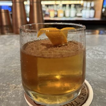 Yours Truly - Request the "19th Hole" by name! - Speakeasies Near Me - Honolulu, Hawaii