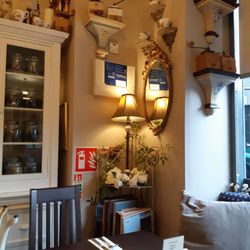 Mocha's Vintage Tea Room & Restaurant
