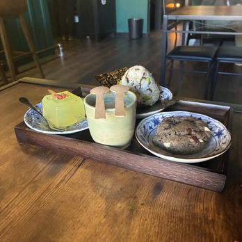 Tian Tea House - Coffee & Tea Near Me - Kansas City, Missouri