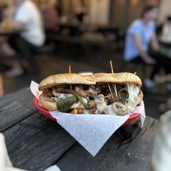 Billy's on Burnet - American Near Me - Austin, Texas