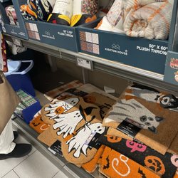 ALDI - Halloween rugs