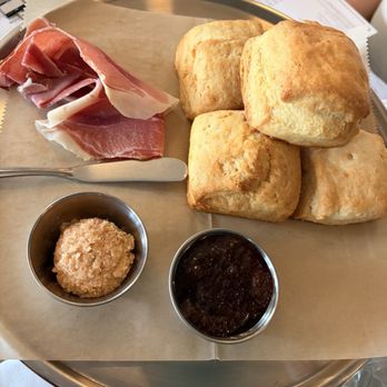 Public House - Biscuits & ham appetizer - New American Near Me - Chattanooga, Tennessee Public House - Biscuits & ham appetizer - New American Near Me - Chattanooga, Tennessee